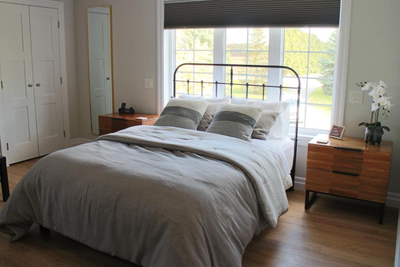 Woodslee Bed And Breakfast Belle River エクステリア 写真